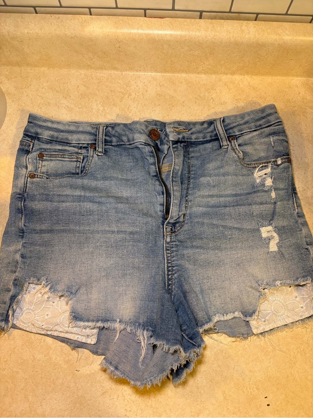 Light Blue American Eagle Shorts with Lace Trim SZ 16